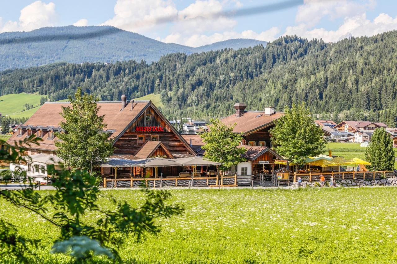Alpenchalets Flachauer Gutshof Kültér fotó